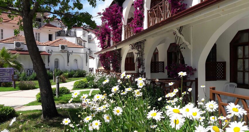 LYKIA BOTANIKA HOTEL