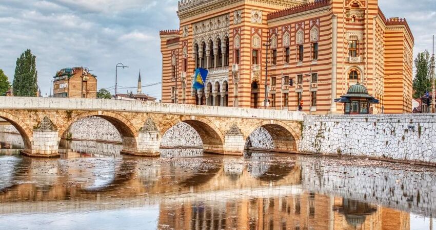 İZMİR’den KOSOVALI ELEGANT BALKANLAR Pegasus Hava Yolları ile 7 Gece - Ekstra Turlar Dahil